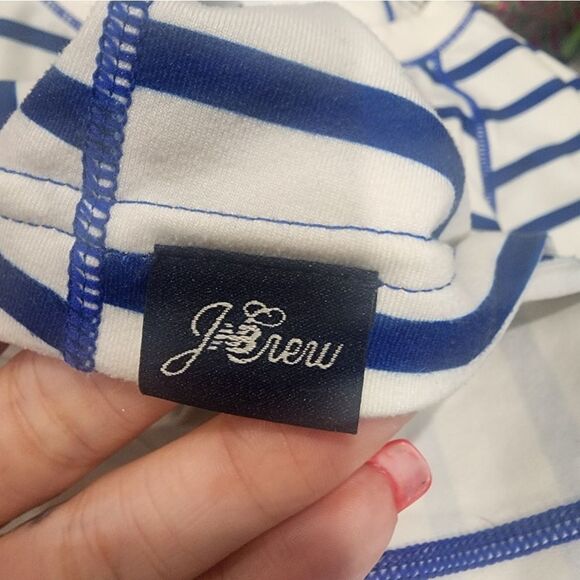 New Balance Blue and White Striped Long Sleeve Shirt Activewear - Picture 5 of 6